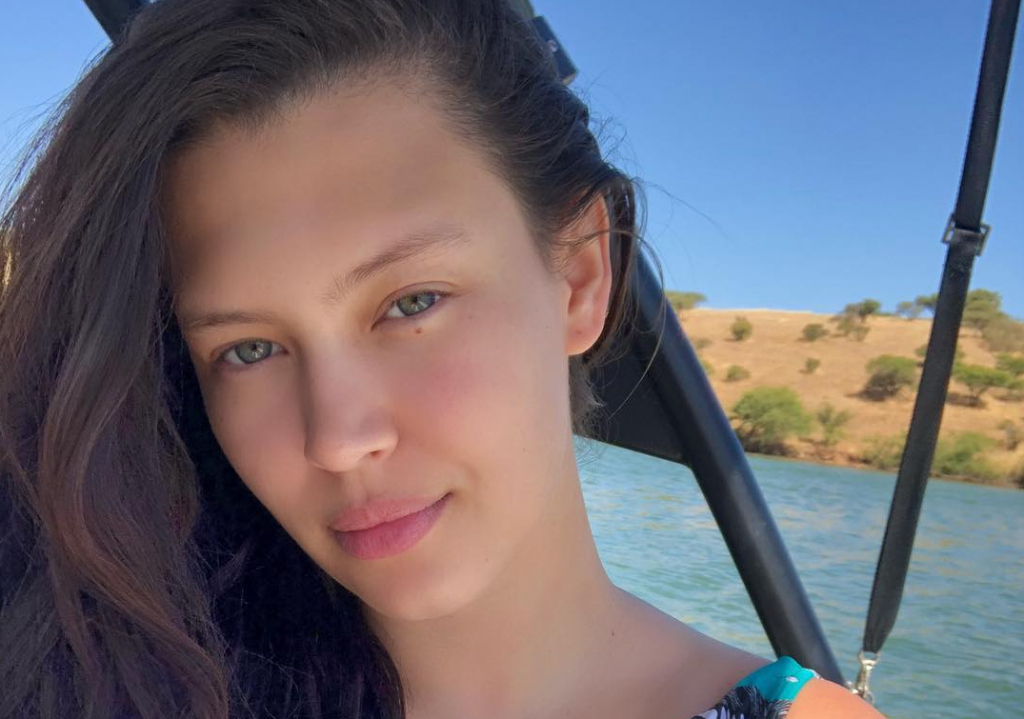 Michelle Carvalho lució sus estrías en las redes sociales