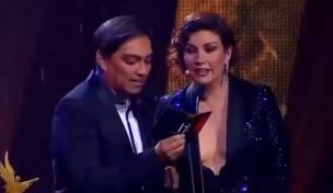 ¡No estaba! El incómodo momento tras el anuncio a Mejor Comediante en los Premios Caleuche