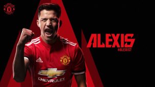 FOTO | El hincha nacional farandulero del United que le dio la bienvenida a Alexis