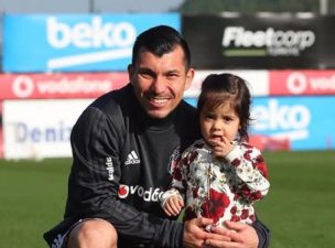 ¡Todo un príncipe! Gary Medel se luce bailando junto a su hija