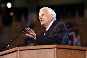 A los 99 años falleció el influyente evangelista estadounidense Billy Graham