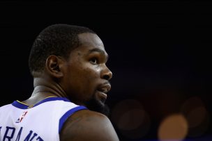 La estrella de la NBA Kevin Durant producirá una serie de TV para Apple