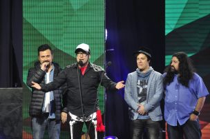 Chancho En Piedra se burló del Chino Ríos dedicándole una particular canción en el Festival de Dichato