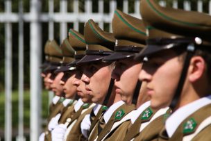 Cadem: rechazo a labor de Carabineros llega al 48% y supera por primera vez al nivel de aprobación