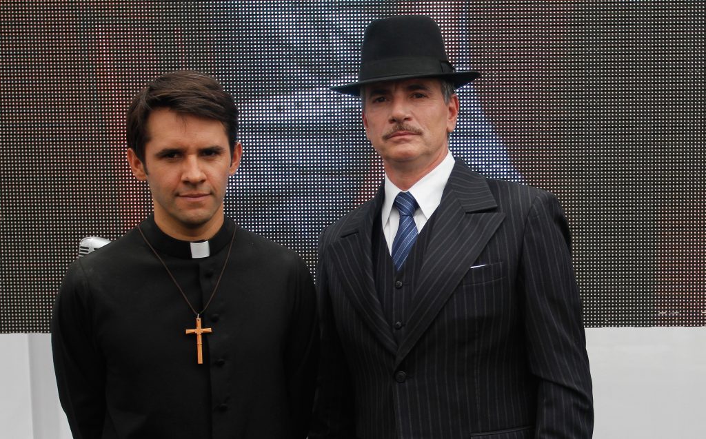 Padre Reynaldo “sacó las garras” y encaró a Armando Quiroga