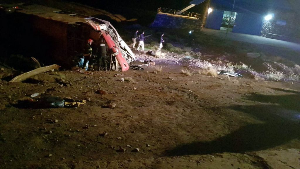 Gobernador (s) de Los Andes sobre accidente en Argentina: “Se produjo el contacto entre dos buses y cayó cerca de tres metros”