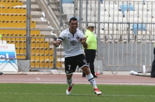 Esteban Paredes marcó doblete en el triunfo de Colo Colo frente Deportes Antofagasta