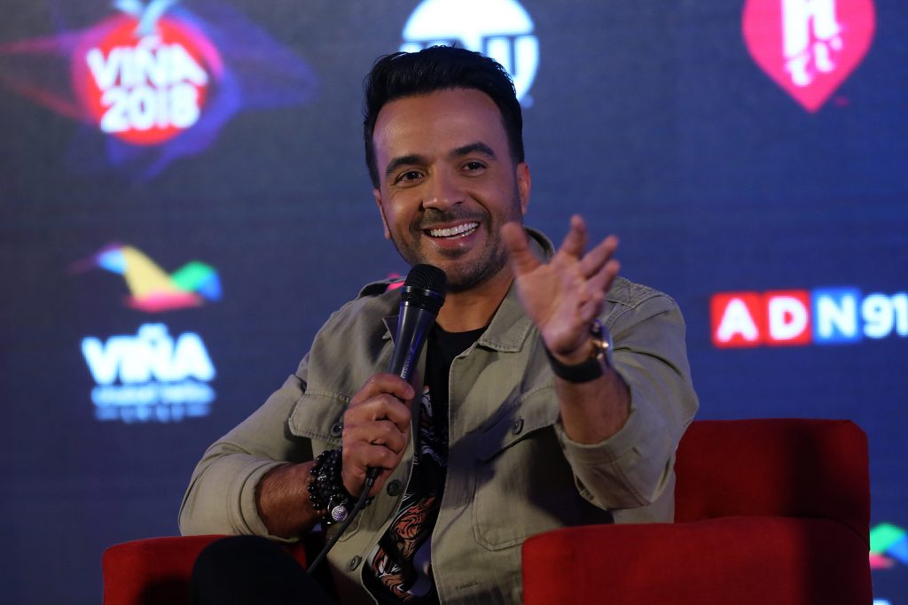 Luis Fonsi: “Sigo siendo un cantante romántico, no he cambiado nada”