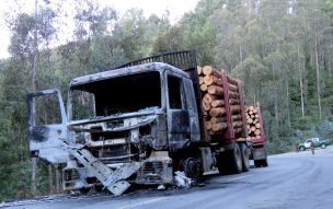 Desconocidos queman un camión en la provincia de Arauco