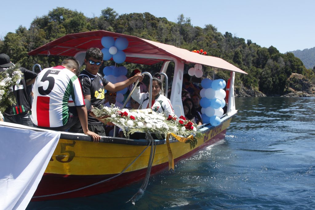 Emotivo funeral del joven deportista fallecido en bus en Argentina