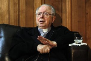 Viajará al Vaticano: Víctima de Fernando Karadima acepta invitación del papa Francisco