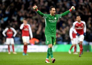 Manchester City se coronó campeón de la Copa de La Liga con gran actuación de Claudio Bravo