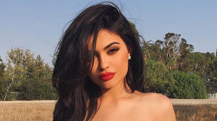 Kylie Jenner reveló el nombre de su hija con una tierna foto