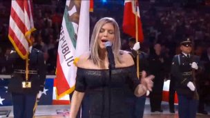 VIDEO | La versión de Fergie del himno de EEUU la llenó de críticas durante un partido de la NBA