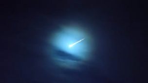 Un luminoso bólido cayendo del cielo sorprendió en Antofagasta