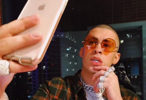 Al estilo del “conejo malo”: Don Francisco la rompe en las redes junto a Bad Bunny