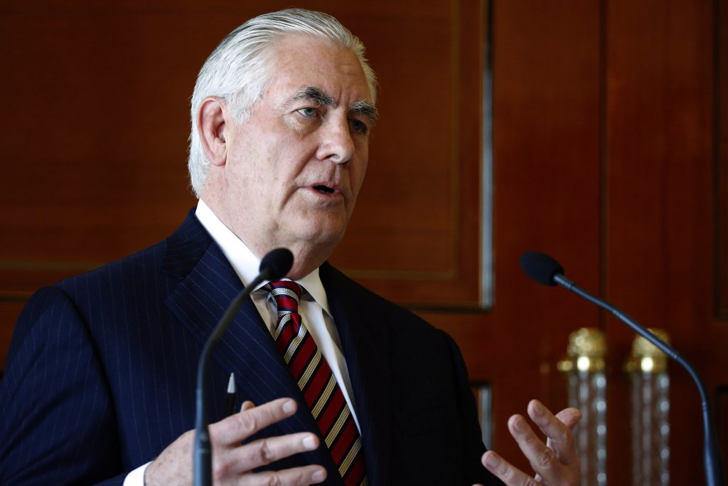 Rex Tillerson indicó que Estados Unidos está “un poco sorprendido” por oferta de Kim Jong-un