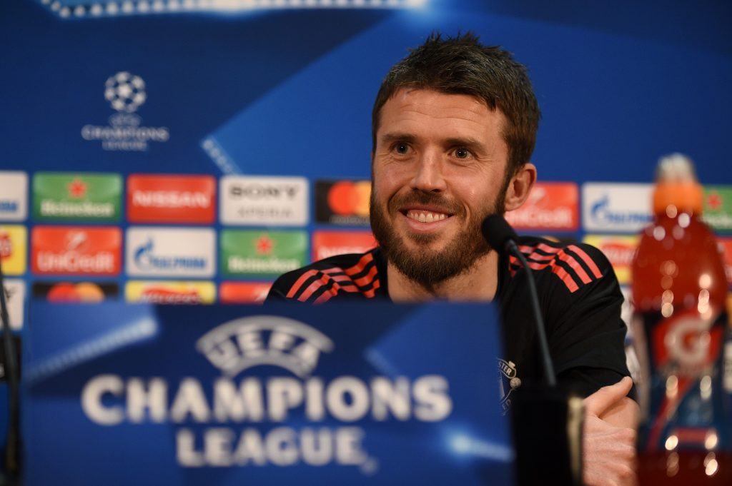 Michael Carrick sobre Alexis: “Simplemente, le encanta el fútbol”