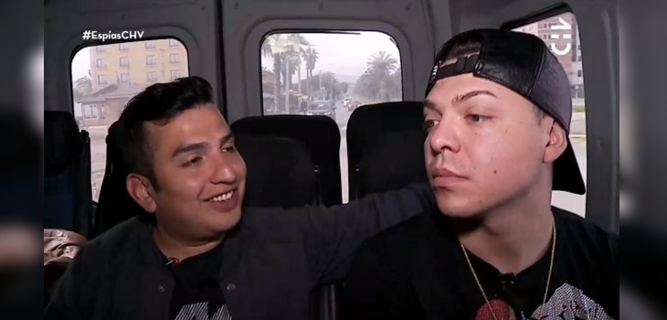 ¡Sin filtro! Amigo del joven engañado se robó la película en Espías del Amor