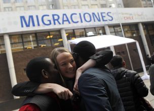 Gobierno realizaría proceso extraordinario para regularización de inmigrantes