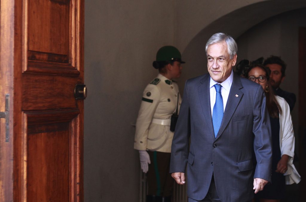 Piñera envió sus condolencias por muerte de instructores de la FACh
