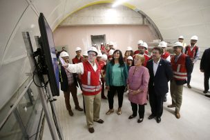 Presidenta Bachelet celebra avances de Línea 3 del Metro de Santiago