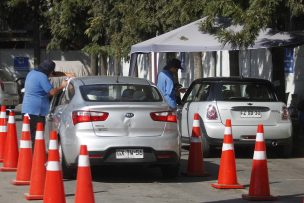 A última hora: Automovilistas hacen fila para cumplir con revisión técnica
