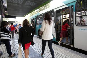 Municipalidad de Renca dispone buses para enfrentar paro de Transantiago