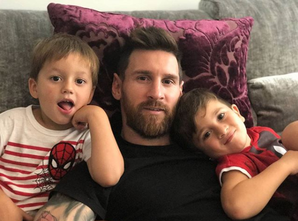 Lionel Messi fue “trolleado” en redes sociales por “épica” fotografía