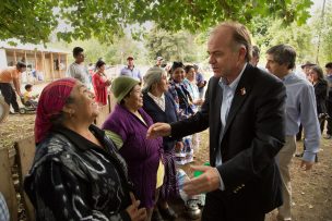 Ministro Walker en La Araucanía: Primero paz social y después inversión