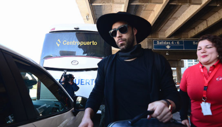 Di Mondo analizó el look de Claudio Bravo: “Muchos en Chile dirán que va a salir del clóset”