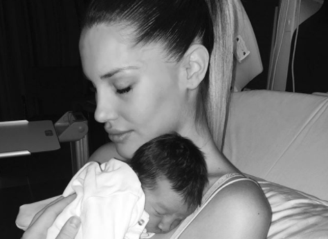 Gala mostró su impecable figura a ocho días de haber sido mamá