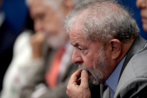 Abogados de Lula da Silva negocian con la policía