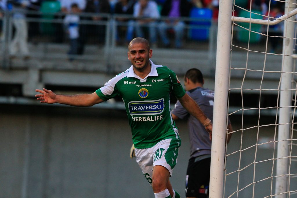 Sacha Sáez negó conversaciones con la UC
