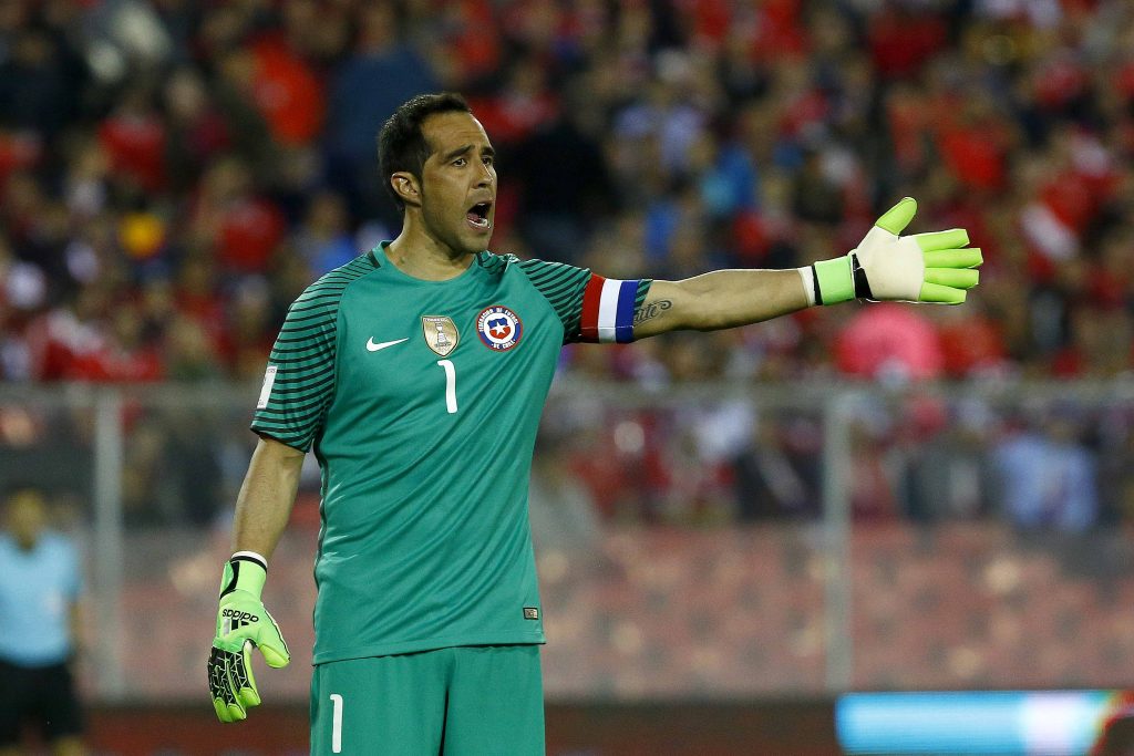 Bravo rompió el silencio y habló sobre su futuro en “La Roja”