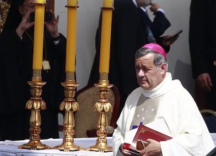 Rector de la UC sobre el obispo Barros: 