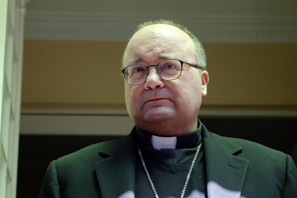 Papa Francisco expresó “dolor y vergüenza” tras misión de Scicluna pero no se refirió sobre el Obispo Barros
