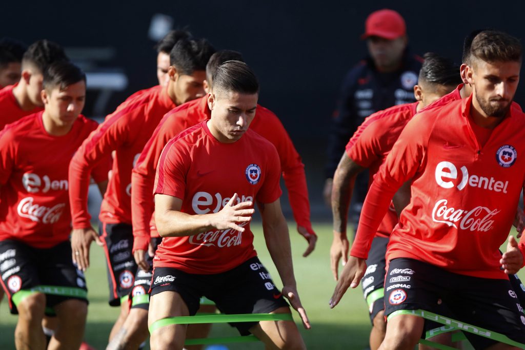 Microciclos en “La Roja”: La U y Colo Colo no prestarán a sus jugadores