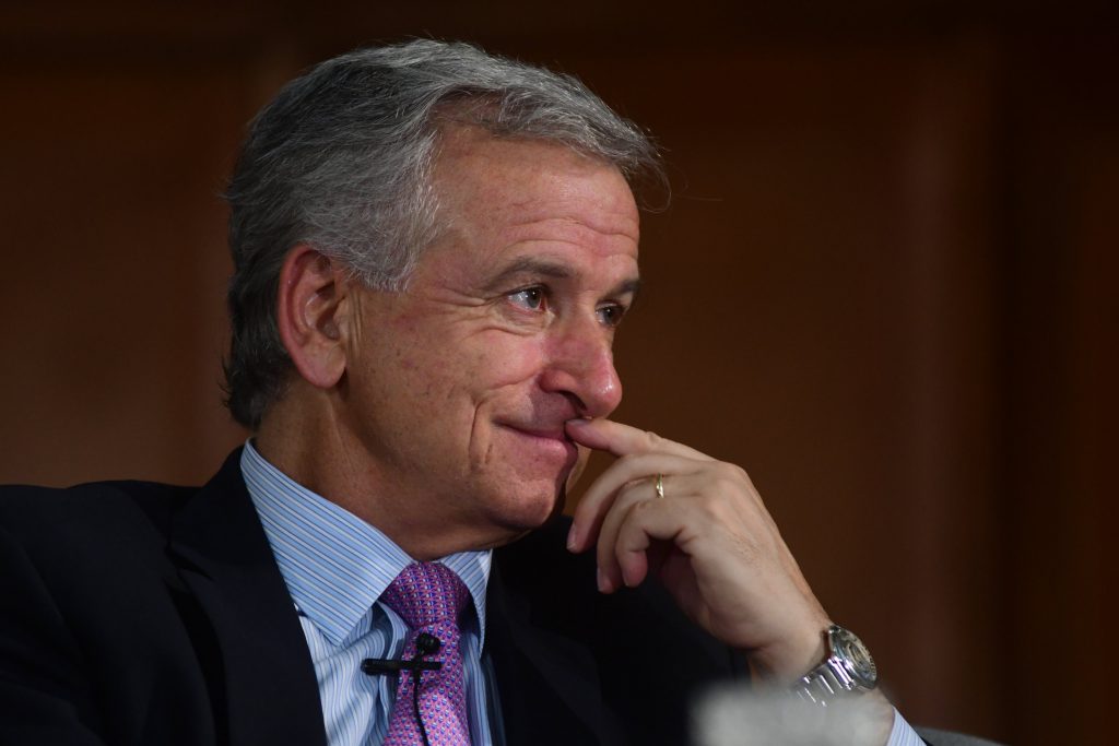 Ministro Larraín destaca las oportunidades de Chile de ser “centro financiero regional”