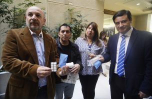 Diputado Castro denunció que test del VIH de $2500 no está disponible en farmacias