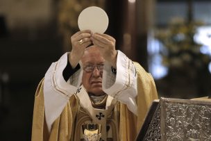 Cardenal Ezzati lidera nueva misa de Domingo de Pascua de Resurreción