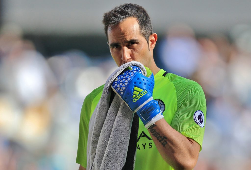 Manchester City goleó al West Ham con Claudio Bravo en la banca