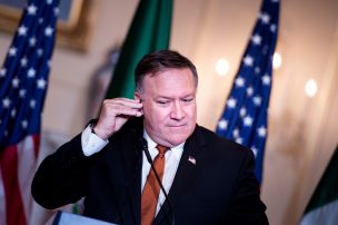 Mike Pompeo ya está en Chile e inicia gira por América del Sur