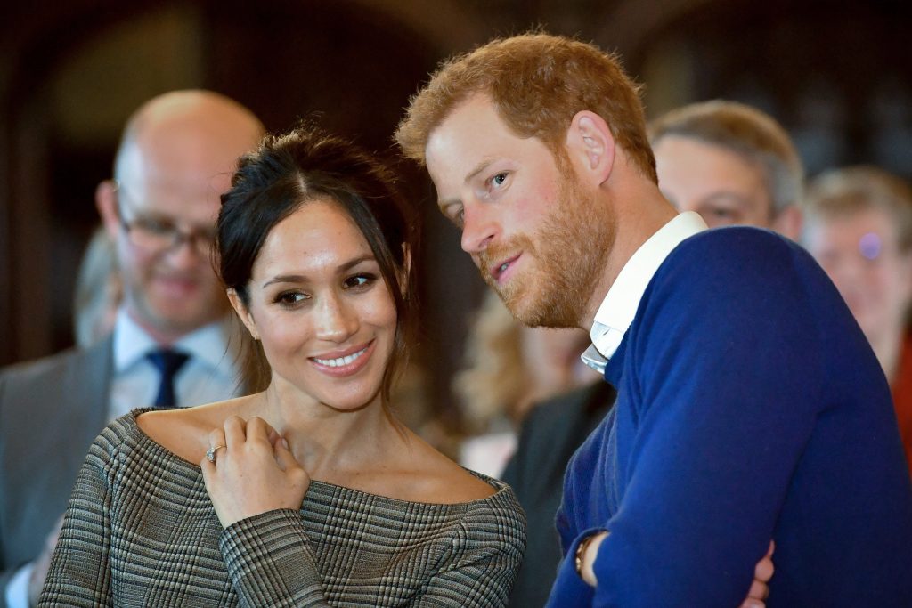 FOTO | Meghan Markle reaparece tras anunciar embarazo con delicado atuendo