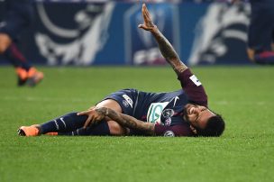 El defensor brasileño Dani Alves se queda sin Mundial por una lesión