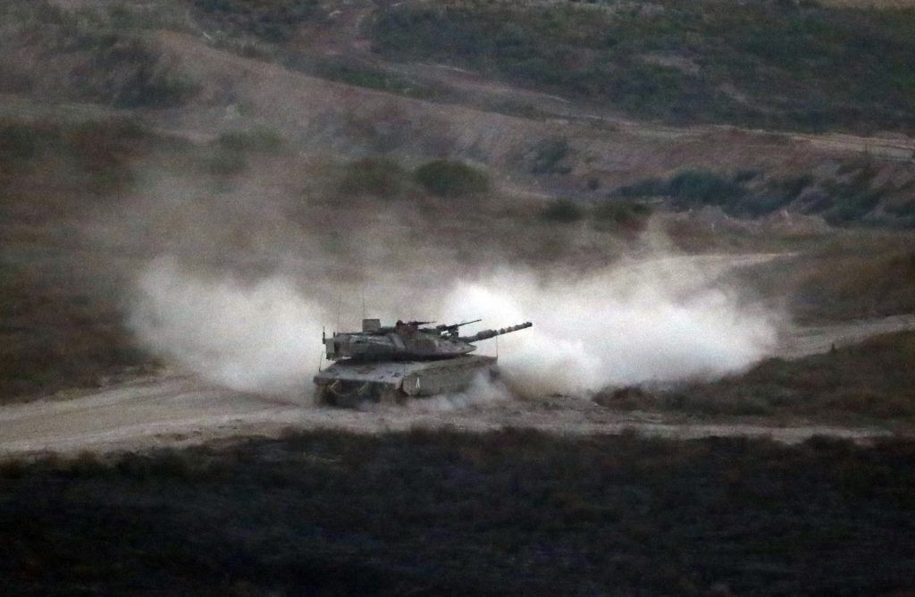 Tres palestinos mueren en Gaza por disparos del ejército israelí