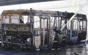 Dos buses fueron quemados en la ciudad de Ovalle