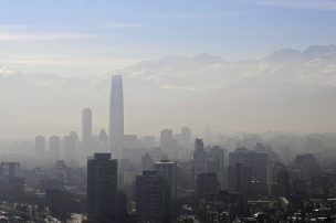 Intendencia decreta la quinta alerta ambiental en la Región Metropolitana: restricción para el dígito 6