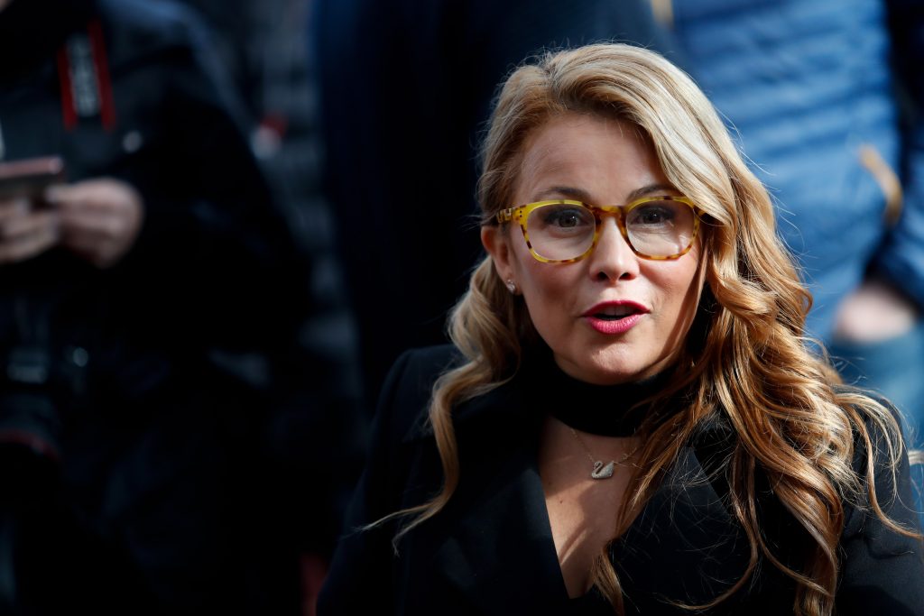 Justicia sobresee a periodista demandado por Cathy Barriga por injurias y calumnias