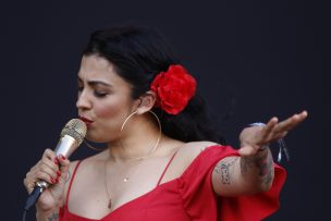 |VIDEO| Mon Laferte sorprende interpretando 